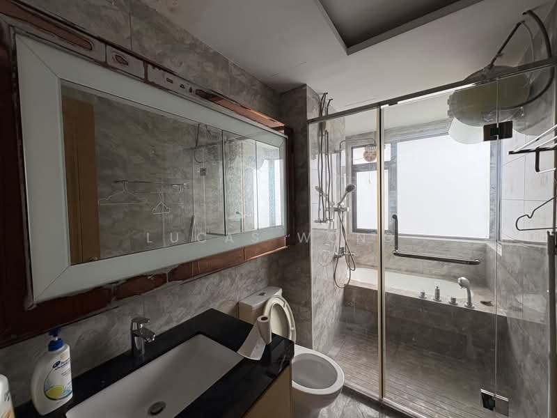 Servis Apartment untuk Dijual di R&F Princess Cove Phase 1 - Lucas Wong - Bathroom - PropertyGuru.com.my