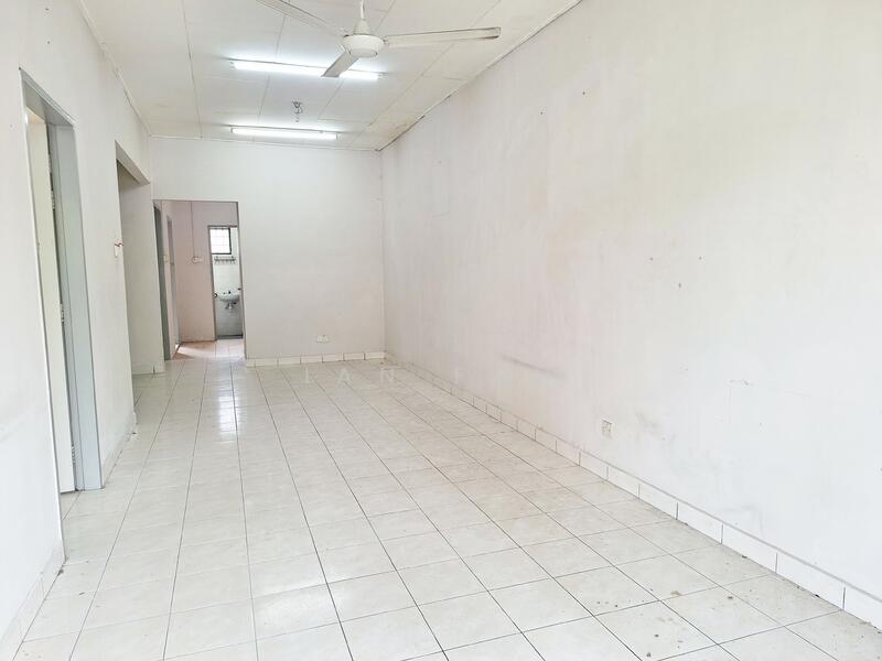 PUJ 9, Puncak Jalil - 20 x 70, 1-Storey, Facing East untuk Untuk Dijual - RM 465,000, Apr 2026 - Living - PropertyGuru.com.my