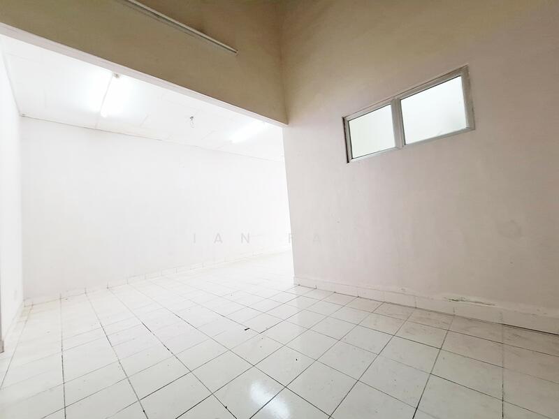 PUJ 9, Puncak Jalil - 20 x 70, 1-Storey, Facing East untuk Untuk Dijual - RM 465,000, Apr 2026 - Dining - PropertyGuru.com.my