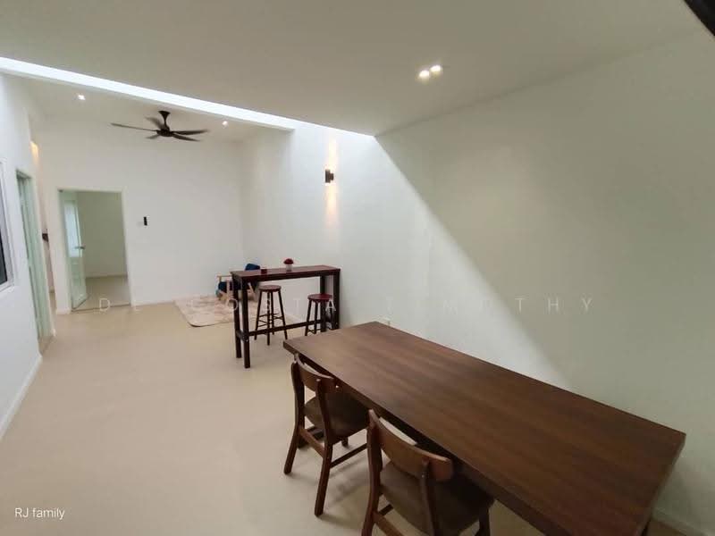 1-storey Terraced House for Sale in Taman Bukit Senjuang (Melaka City) - De Costa Timothy - Dining Room - PropertyGuru.com.my