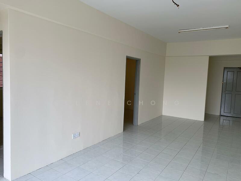 Forest Green untuk Untuk Dijual - RM 300,000, Mac 2026 - Living Room - PropertyGuru.com.my