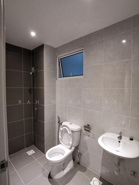 Saville D'lake untuk Untuk Dijual - RM 499,000, Feb 2026 - Bathroom - PropertyGuru.com.my