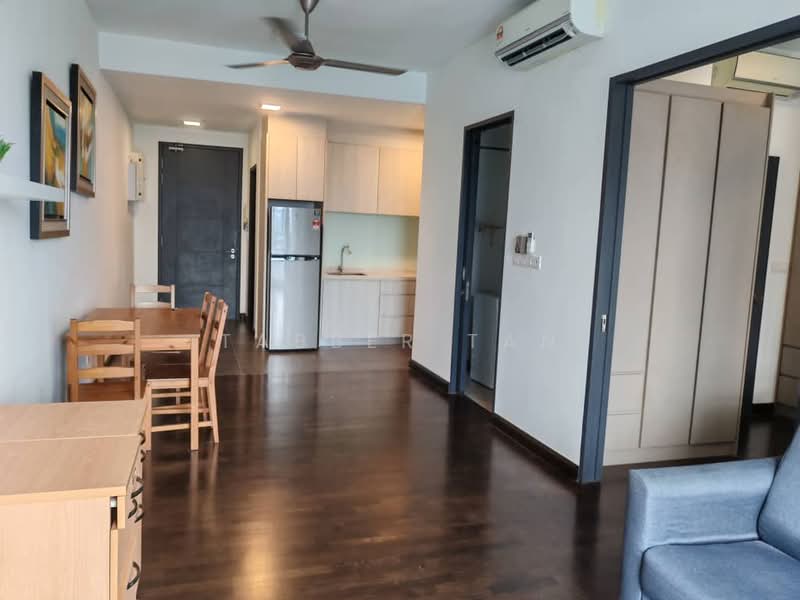 Servis Apartment untuk Disewa di V Residence 2 @ Sunway Velocity - Tabber Tan - Living Room - PropertyGuru.com.my