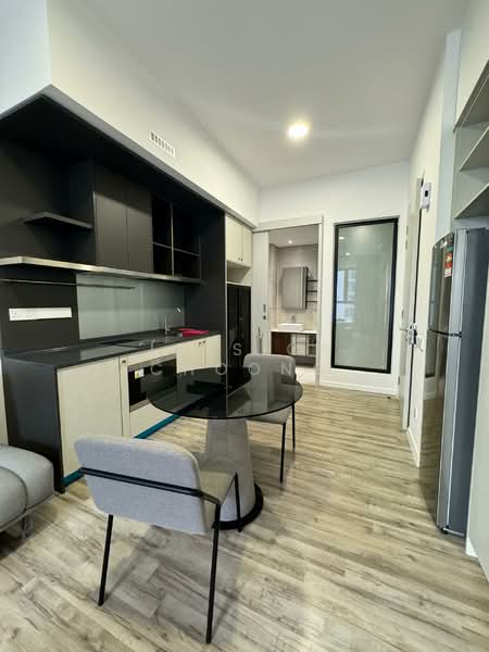 Service Residence for Rent at Millerz Square Serviced Residence - Jessica Choong - Kitchen - PropertyGuru.com.my