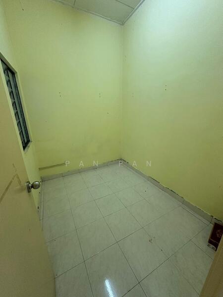 Untuk Disewa - Taman Seri Austin