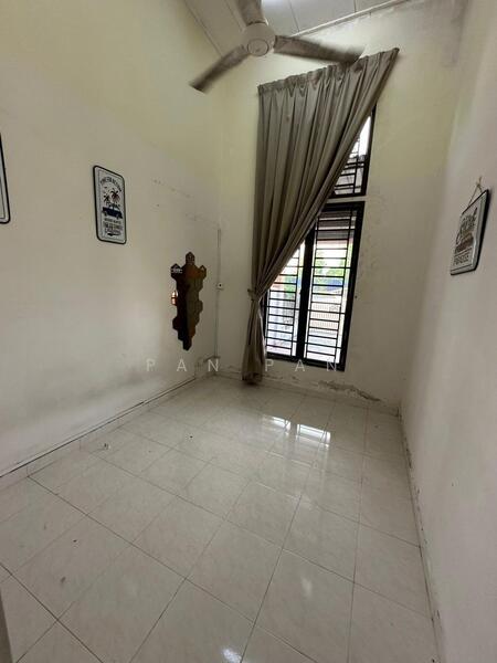 Untuk Disewa - Taman Seri Austin