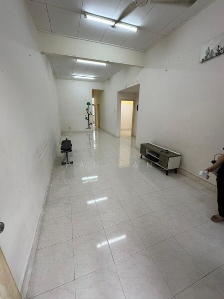 Untuk Disewa - Taman Seri Austin