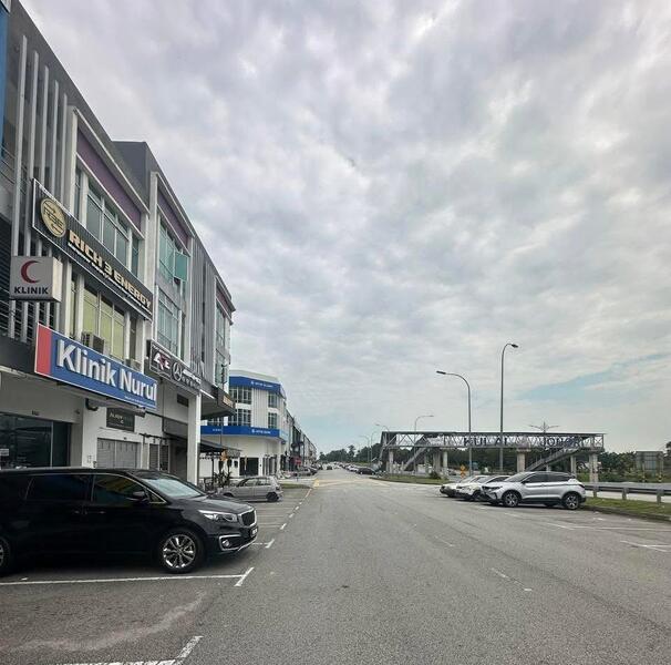 Shop / Office for Sale in Senai (Johor) - Loh Lee Peng - Exterior - PropertyGuru.com.my