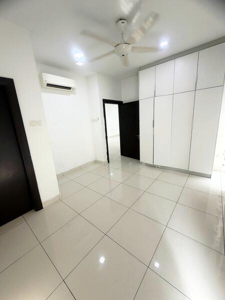 2-storey Terraced House for Sale in Laman Glenmarie (Shah Alam) - Weng Tan - Bedroom - PropertyGuru.com.my