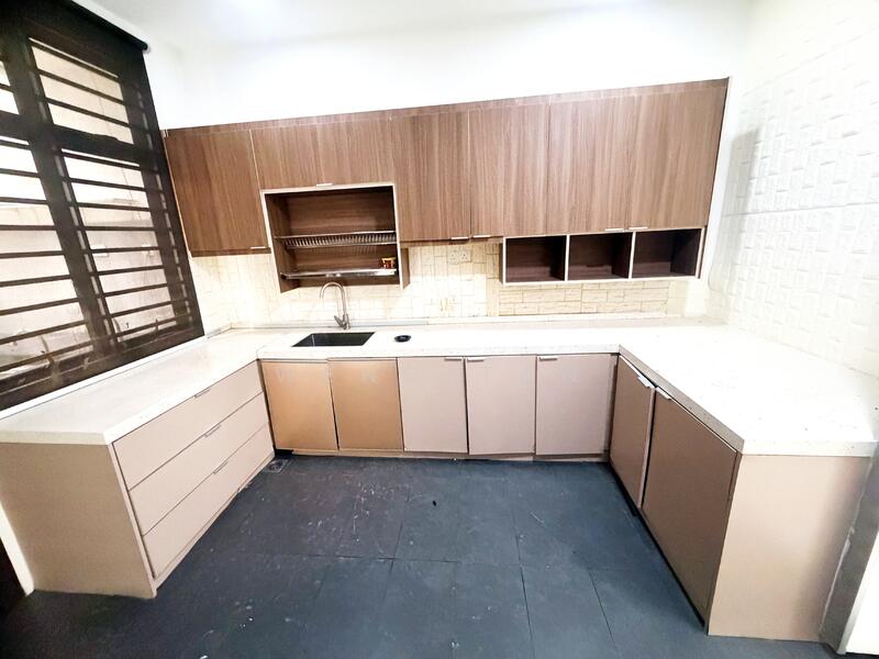 2-storey Terraced House for Sale in Laman Glenmarie (Shah Alam) - Weng Tan - Kitchen - PropertyGuru.com.my