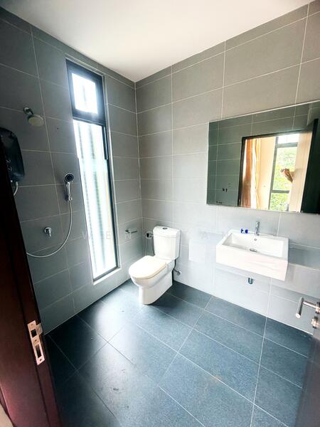2-storey Terraced House for Sale in Laman Glenmarie (Shah Alam) - Weng Tan - Bathroom - PropertyGuru.com.my