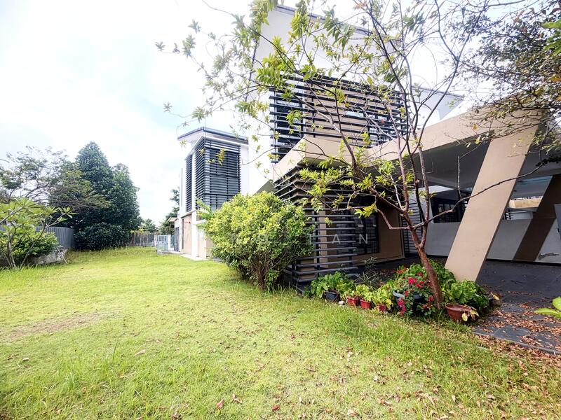 2-storey Terraced House for Sale in Laman Glenmarie (Shah Alam) - Weng Tan - Exterior - PropertyGuru.com.my