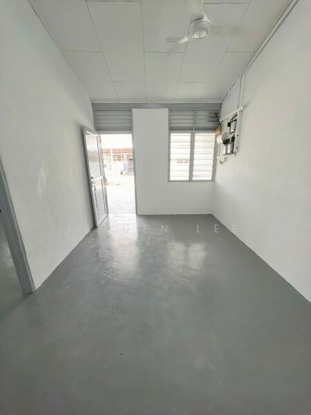 Untuk Disewa - Newly Renovated 3 unit In 1 Corner House Kg Pendamar Teluk Gedung Indah Portklang