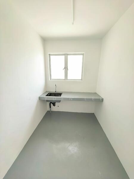 Untuk Disewa - Newly Renovated 3 unit In 1 Corner House Kg Pendamar Teluk Gedung Indah Portklang