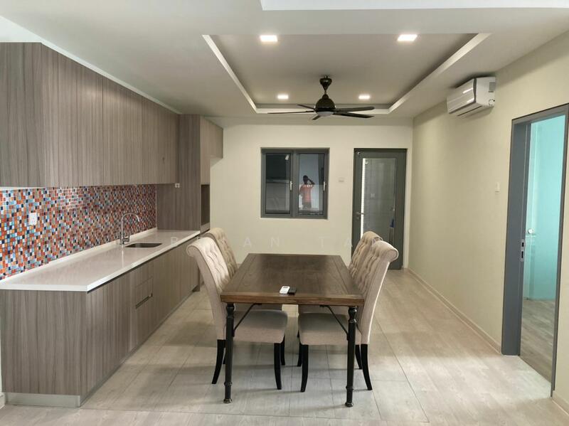 Untuk Disewa - Lakefront Residence