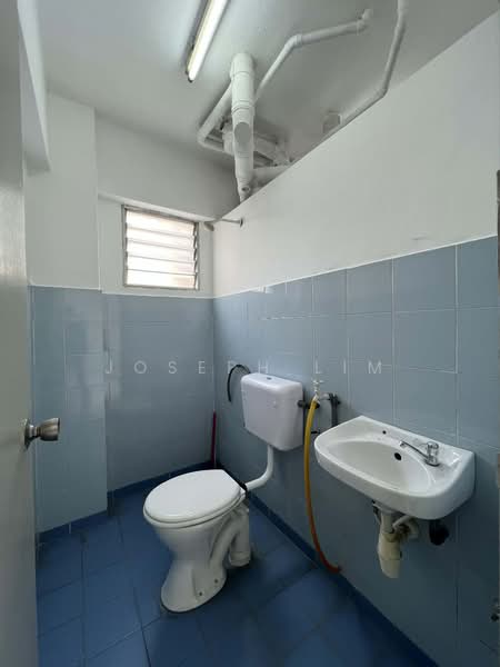 Rumah Flat untuk Dijual di Permata Fadason - Joseph Lim - Bathroom - PropertyGuru.com.my