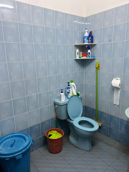 Terraced House for Sale in Island Glades (Jelutong) - Qyan Goh - Bathroom - PropertyGuru.com.my