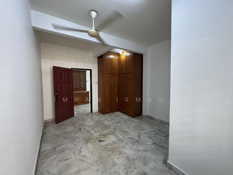 2-storey Terraced House for Sale in Bandar Sri Damansara (Selangor) - Imran Ismadi - Bedroom - PropertyGuru.com.my