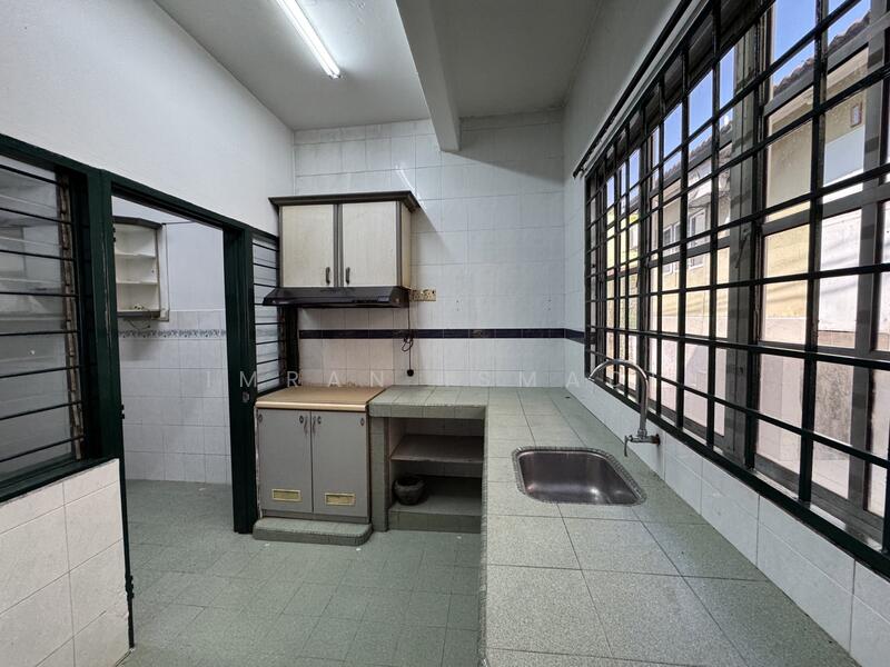 2-storey Terraced House for Sale in Bandar Sri Damansara (Selangor) - Imran Ismadi - Kitchen - PropertyGuru.com.my