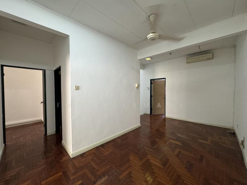 2-storey Terraced House for Sale in Bandar Sri Damansara (Selangor) - Imran Ismadi - Living Room - PropertyGuru.com.my