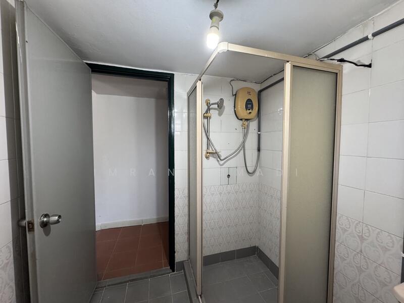 2-storey Terraced House for Sale in Bandar Sri Damansara (Selangor) - Imran Ismadi - Bathroom - PropertyGuru.com.my