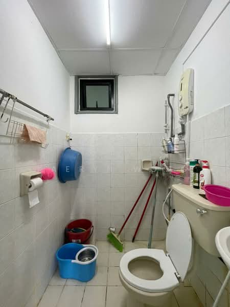 Apartment for Sale at Garden Park - Kaeryn Wong - Bathroom - PropertyGuru.com.my