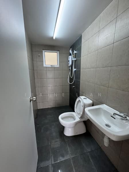 Condominium for Rent at Residensi Dutamas Dahlia - Elaine Lian - Bathroom - PropertyGuru.com.my