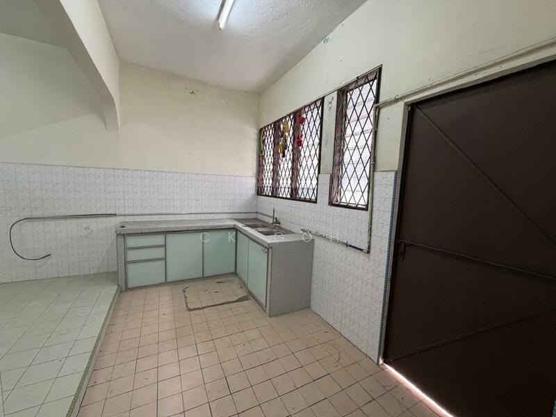 Terraced House for Rent in Gelugor (Penang) - CK Goh - Kitchen - PropertyGuru.com.my