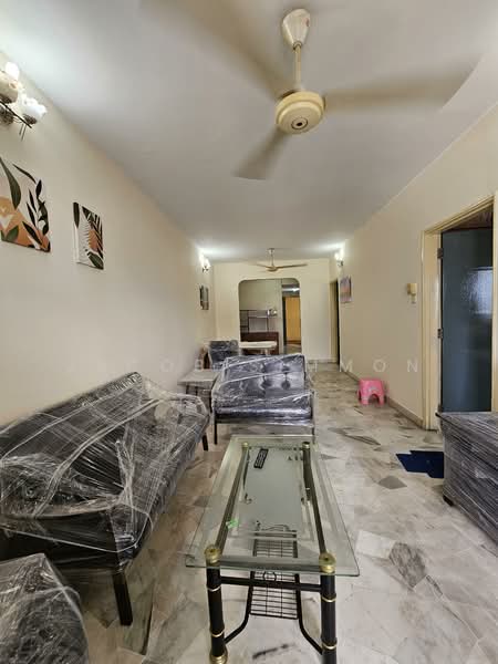 Palm Court Condominium untuk Untuk Disewa - RM 2,500 /bulan, Feb 2026 - Living Room - PropertyGuru.com.my