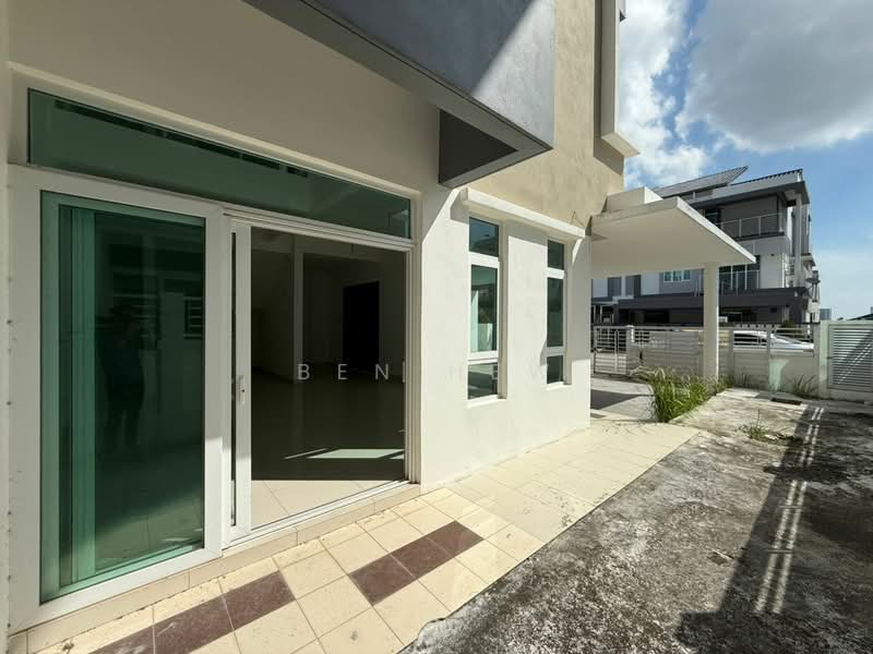 Semi-Detached House for Sale in Sungai Ara (Penang) - Ben Hew - Exterior - PropertyGuru.com.my