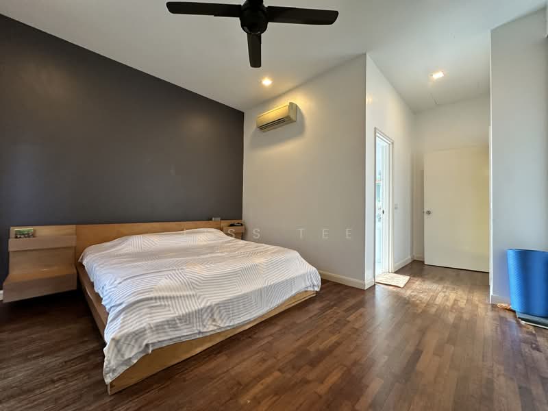 Bungalow House for Sale in Setia Eco Park (Setia Alam) - Jess Tee - Bedroom - PropertyGuru.com.my