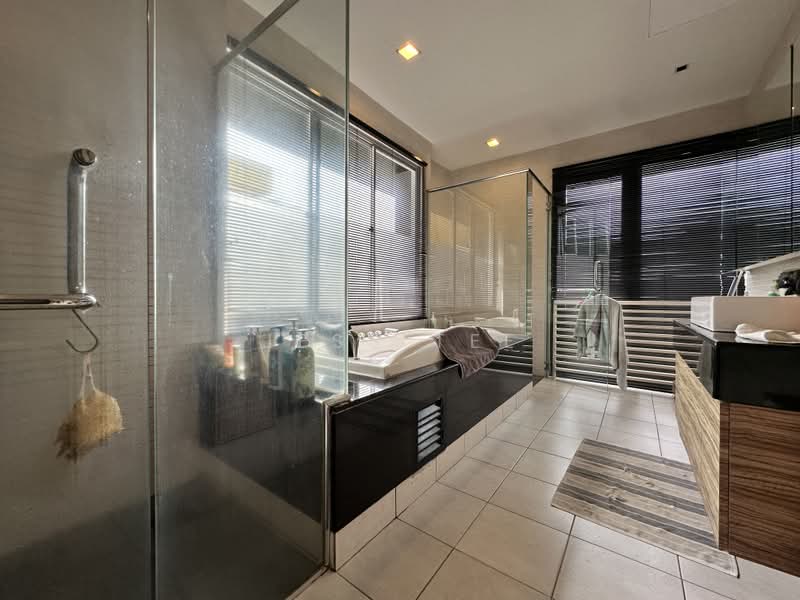 Bungalow House for Sale in Setia Eco Park (Setia Alam) - Jess Tee - Bathroom - PropertyGuru.com.my