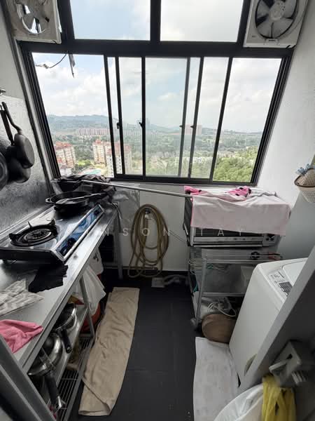 Kondominium untuk Dijual di Emerald Residence - Winson Tay - PropertyGuru.com.my