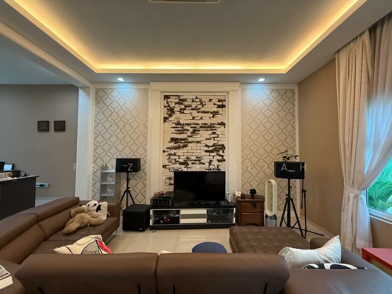 Bungalow for Sale in Saujana Villa (Kajang) - Fauzi Abdullah - Living Room - PropertyGuru.com.my