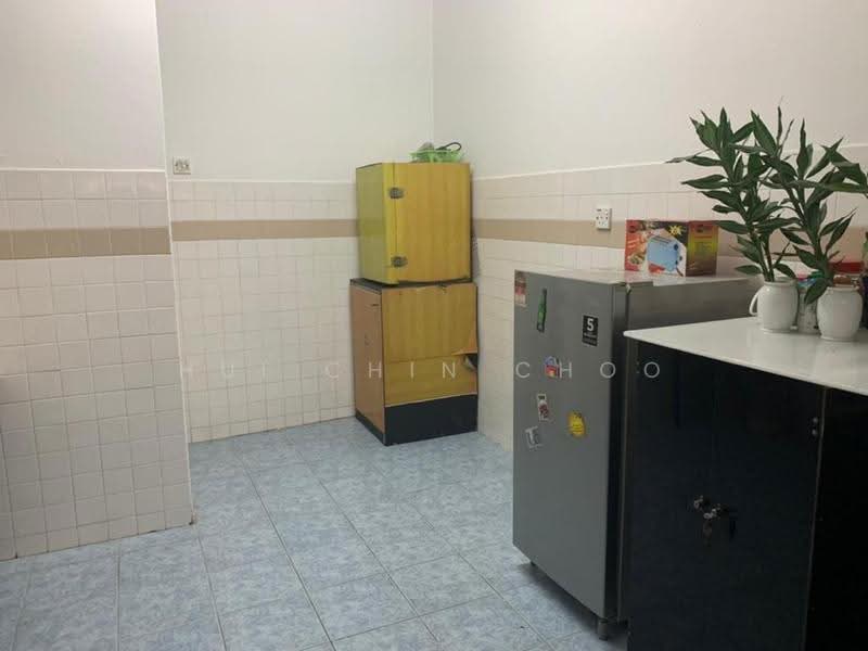 Rumah Teres 1-Tingkat untuk Dijual di Balakong (Selangor) - Chris Choo - Kitchen - PropertyGuru.com.my