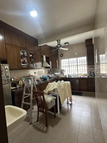 Rumah Teres 2-Tingkat untuk Dijual di Taman Pinggiran Usj (Subang Jaya) - Christie Chan - Kitchen - PropertyGuru.com.my