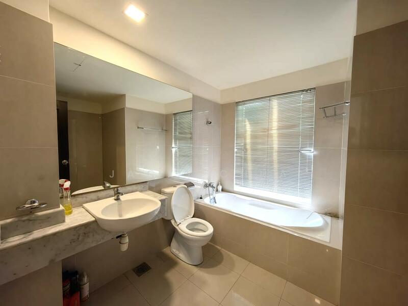 2-storey Terraced House for Sale in Leisure Farm (Gelang Patah) - Jacky Chua - Bathroom - PropertyGuru.com.my