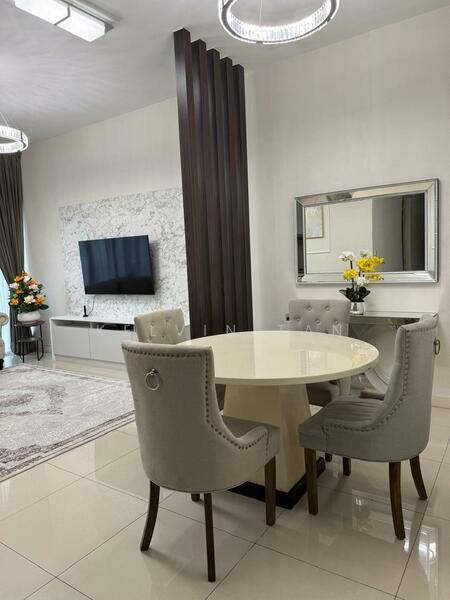 Setia SKY Residences untuk Untuk Disewa - RM 4,000 /bulan, Mac 2026 - Living Room - PropertyGuru.com.my