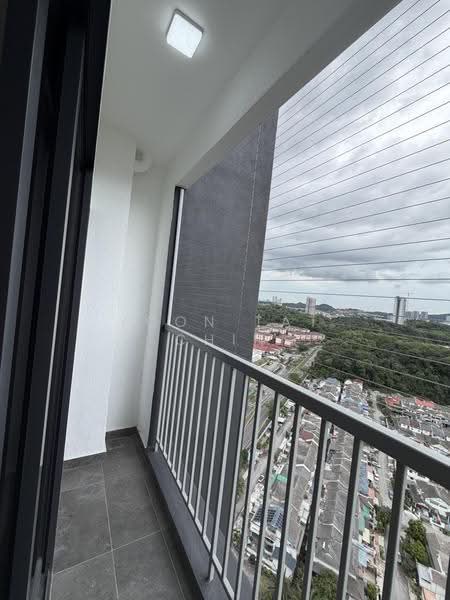 Kediaman Servis untuk Disewa di Traders Park - Nick Chin - Balcony - PropertyGuru.com.my