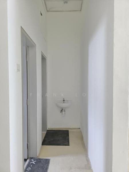 Kedai / Pejabat untuk Disewa di Balakong (Selangor) - Frank Low - PropertyGuru.com.my