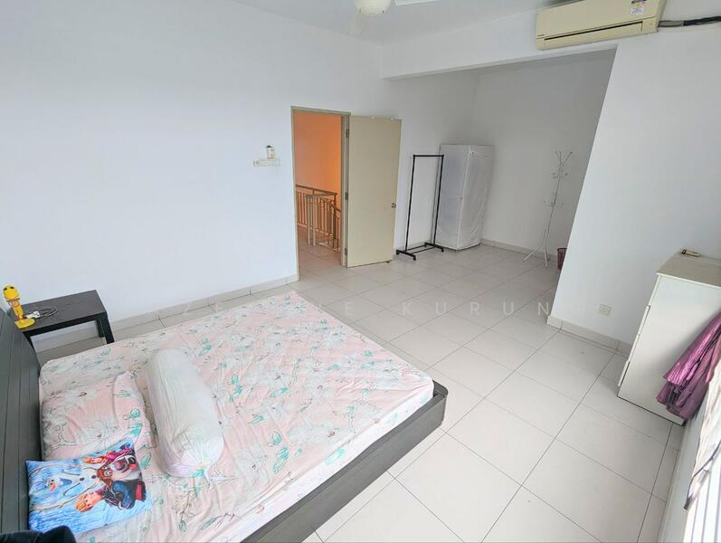 Pelangi Semenyih 2 untuk Untuk Dijual - RM 480,000, Mac 2026 - Bedroom - PropertyGuru.com.my