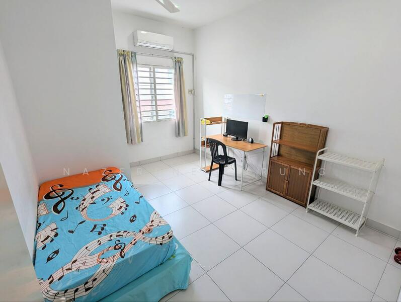 Pelangi Semenyih 2 untuk Untuk Dijual - RM 480,000, Mac 2026 - Bedroom - PropertyGuru.com.my