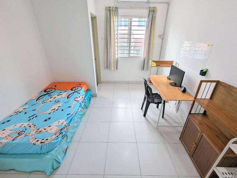 Pelangi Semenyih 2 untuk Untuk Dijual - RM 480,000, Mac 2026 - Bedroom - PropertyGuru.com.my