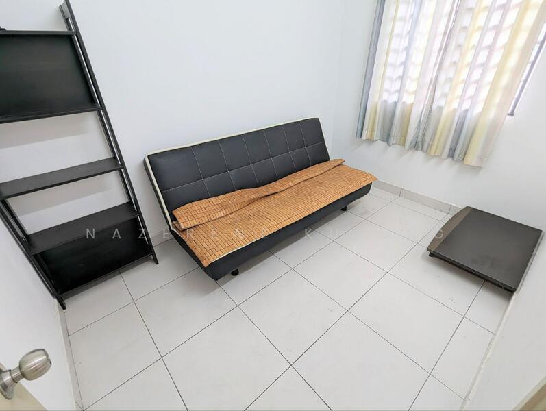 Pelangi Semenyih 2 untuk Untuk Dijual - RM 480,000, Mac 2026 - Living Room - PropertyGuru.com.my