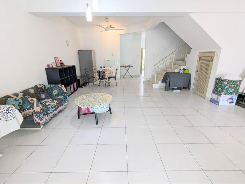 Pelangi Semenyih 2 untuk Untuk Dijual - RM 480,000, Mac 2026 - Living Room - PropertyGuru.com.my