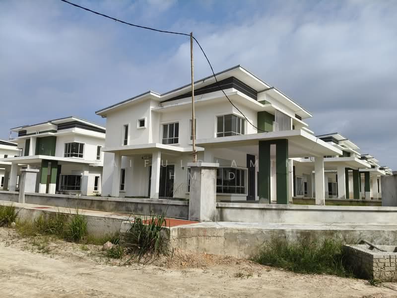 Semi-Detached House for Sale in Taman Salak Mulia (Sepang) - zaifuldiamin ahmad - Exterior - PropertyGuru.com.my