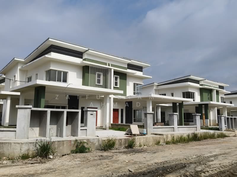 Semi-Detached House for Sale in Taman Salak Mulia (Sepang) - zaifuldiamin ahmad - Exterior - PropertyGuru.com.my