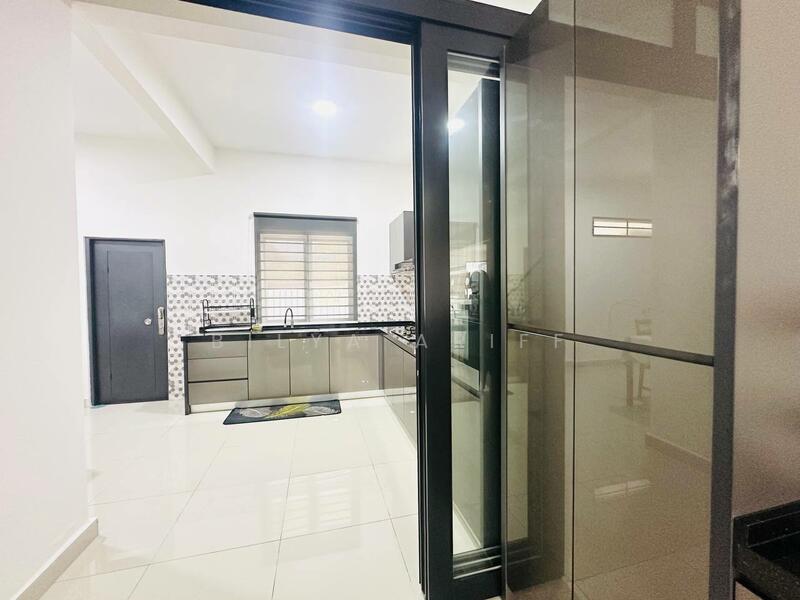 For Sale - Laurel @ Laman View