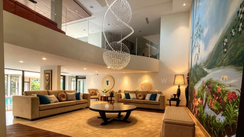 Bungalow House for Sale in Taman Tunku (Bukit Tunku (Kenny Hills)) - Shawn Paw - Living Room - PropertyGuru.com.my