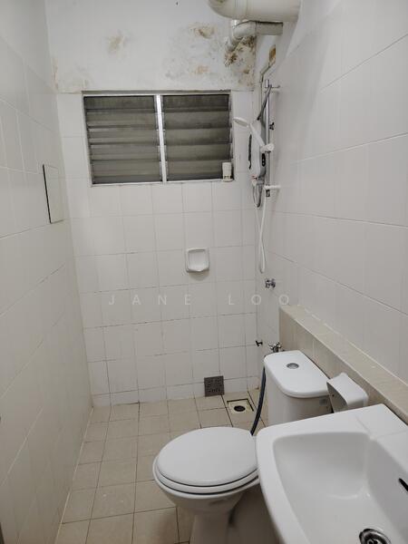 Vista Pinggiran Apartment untuk Untuk Disewa - RM 1,150 /bulan, Mac 2026 - Bathroom - PropertyGuru.com.my